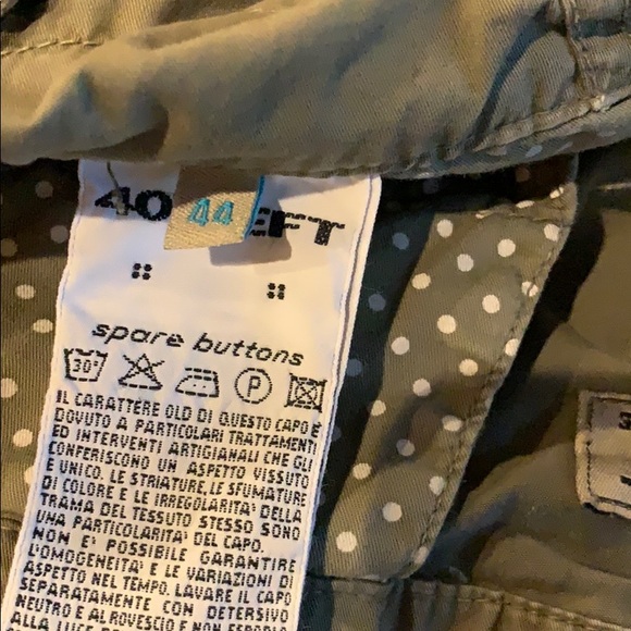 40Weft Shorts - Picture 2 of 4